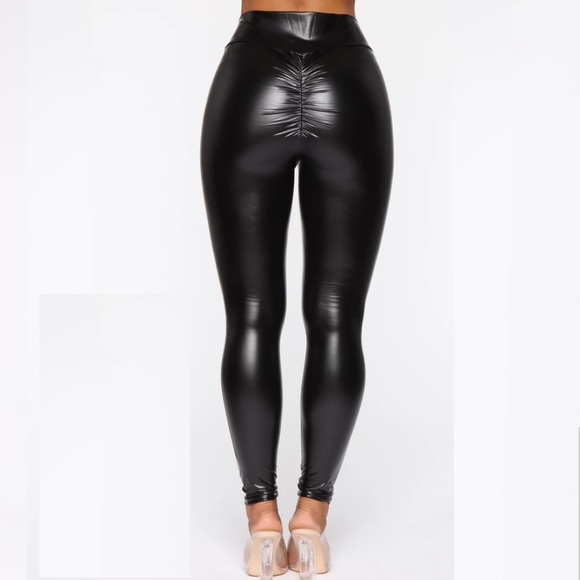 Pants - Plus Size! Black PU Leather Leggings